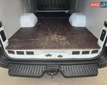 Белый Рено Мастер, объемом двигателя 2.3 л и пробегом 124 тыс. км за 22200 $, фото 20 на Automoto.ua