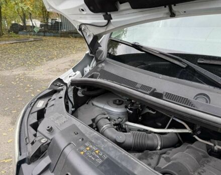 Белый Рено Мастер, объемом двигателя 2.3 л и пробегом 138 тыс. км за 20900 $, фото 10 на Automoto.ua