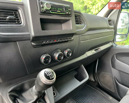 Білий Рено Мастєр, об'ємом двигуна 2.3 л та пробігом 250 тис. км за 17700 $, фото 8 на Automoto.ua