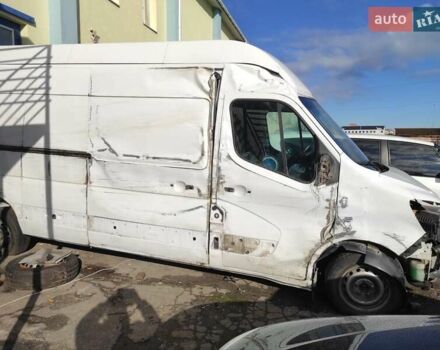 Белый Рено Мастер, объемом двигателя 2.3 л и пробегом 200 тыс. км за 7500 $, фото 2 на Automoto.ua