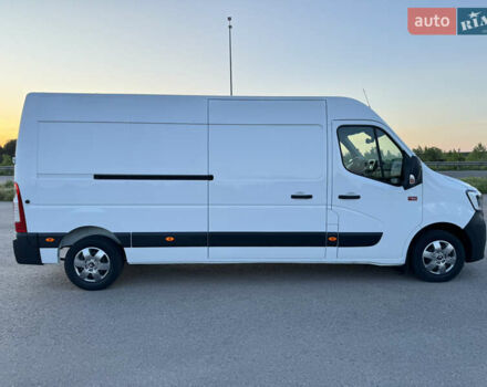 Белый Рено Мастер, объемом двигателя 2.3 л и пробегом 215 тыс. км за 20900 $, фото 5 на Automoto.ua