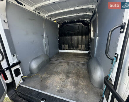 Білий Рено Мастєр, об'ємом двигуна 2.3 л та пробігом 160 тис. км за 23000 $, фото 11 на Automoto.ua
