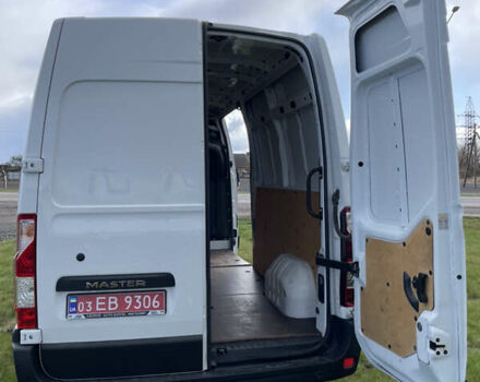Белый Рено Мастер, объемом двигателя 2.3 л и пробегом 167 тыс. км за 19500 $, фото 26 на Automoto.ua