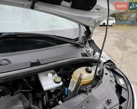 Білий Рено Мастєр, об'ємом двигуна 2.3 л та пробігом 138 тис. км за 20800 $, фото 9 на Automoto.ua