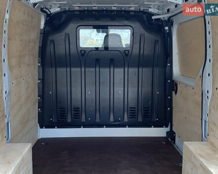 Белый Рено Мастер, объемом двигателя 2.3 л и пробегом 242 тыс. км за 16800 $, фото 27 на Automoto.ua