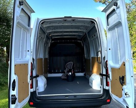 Белый Рено Мастер, объемом двигателя 2.3 л и пробегом 57 тыс. км за 21900 $, фото 3 на Automoto.ua