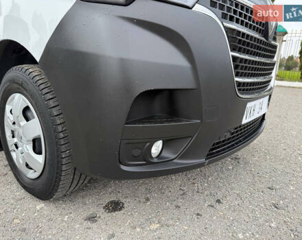 Белый Рено Мастер, объемом двигателя 2.3 л и пробегом 138 тыс. км за 25800 $, фото 19 на Automoto.ua