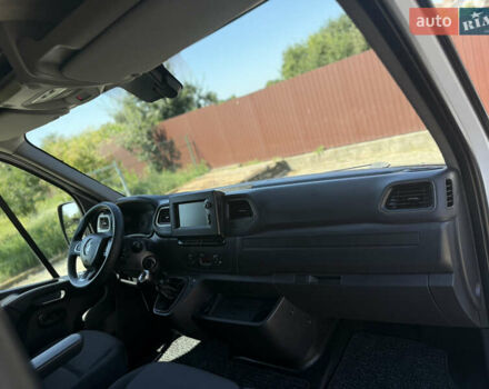 Белый Рено Мастер, объемом двигателя 2.3 л и пробегом 225 тыс. км за 23750 $, фото 48 на Automoto.ua