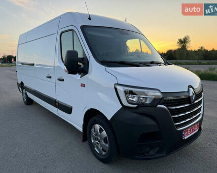 Белый Рено Мастер, объемом двигателя 2.3 л и пробегом 215 тыс. км за 20900 $, фото 3 на Automoto.ua