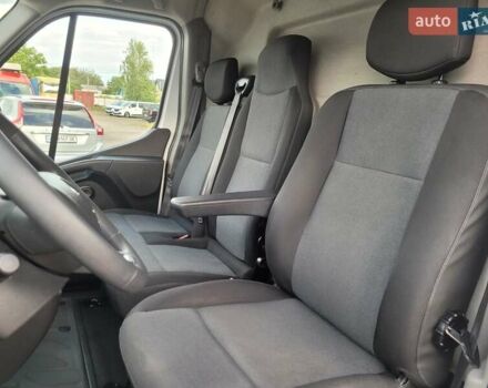 Белый Рено Мастер, объемом двигателя 2.3 л и пробегом 229 тыс. км за 19100 $, фото 15 на Automoto.ua