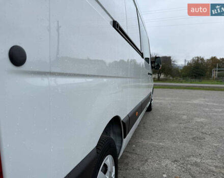 Белый Рено Мастер, объемом двигателя 2.3 л и пробегом 138 тыс. км за 25800 $, фото 23 на Automoto.ua