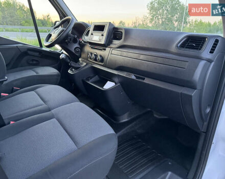 Белый Рено Мастер, объемом двигателя 2.3 л и пробегом 215 тыс. км за 20900 $, фото 34 на Automoto.ua