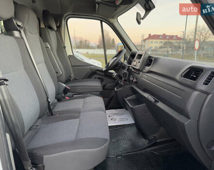 Белый Рено Мастер, объемом двигателя 2.3 л и пробегом 191 тыс. км за 26500 $, фото 49 на Automoto.ua