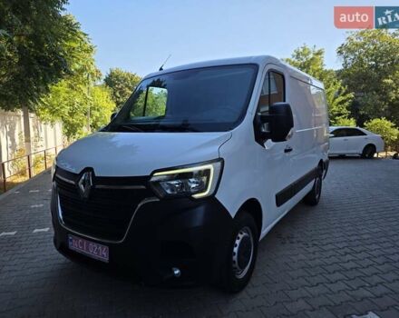 Белый Рено Мастер, объемом двигателя 2.3 л и пробегом 229 тыс. км за 19000 $, фото 2 на Automoto.ua