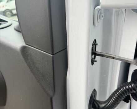 Білий Рено Мастєр, об'ємом двигуна 2.3 л та пробігом 220 тис. км за 22500 $, фото 36 на Automoto.ua