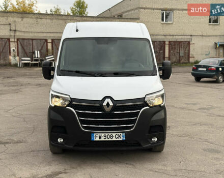 Белый Рено Мастер, объемом двигателя 2.3 л и пробегом 175 тыс. км за 19700 $, фото 1 на Automoto.ua