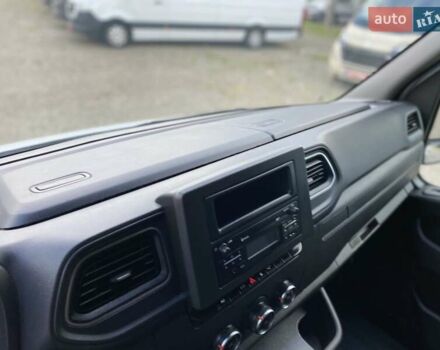 Білий Рено Мастєр, об'ємом двигуна 2.3 л та пробігом 151 тис. км за 18650 $, фото 54 на Automoto.ua