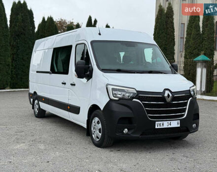 Белый Рено Мастер, объемом двигателя 2.3 л и пробегом 138 тыс. км за 25800 $, фото 2 на Automoto.ua