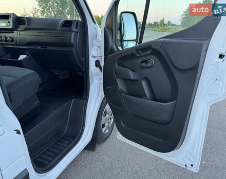 Белый Рено Мастер, объемом двигателя 2.3 л и пробегом 215 тыс. км за 20900 $, фото 31 на Automoto.ua