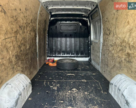 Білий Рено Мастєр, об'ємом двигуна 2.3 л та пробігом 250 тис. км за 17700 $, фото 6 на Automoto.ua