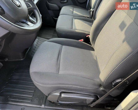 Білий Рено Мастєр, об'ємом двигуна 0 л та пробігом 194 тис. км за 19500 $, фото 15 на Automoto.ua