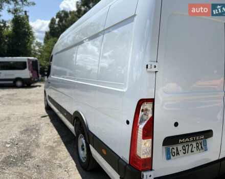Белый Рено Мастер, объемом двигателя 2.3 л и пробегом 195 тыс. км за 23900 $, фото 25 на Automoto.ua