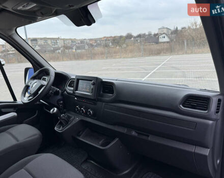 Белый Рено Мастер, объемом двигателя 2.3 л и пробегом 112 тыс. км за 21900 $, фото 83 на Automoto.ua