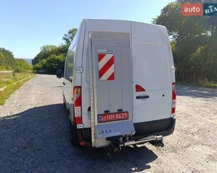 Белый Рено Мастер, объемом двигателя 2.3 л и пробегом 245 тыс. км за 18800 $, фото 9 на Automoto.ua