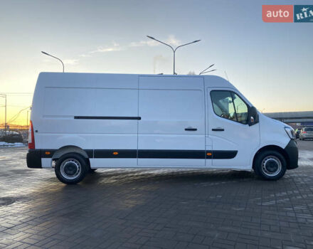 Белый Рено Мастер, объемом двигателя 2.3 л и пробегом 235 тыс. км за 21999 $, фото 24 на Automoto.ua