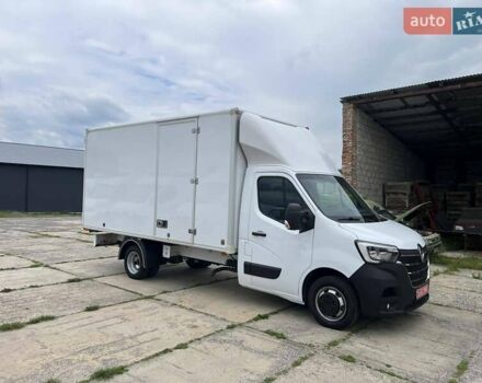 Белый Рено Мастер, объемом двигателя 2.3 л и пробегом 373 тыс. км за 24500 $, фото 3 на Automoto.ua