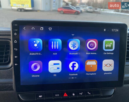 Белый Рено Мастер, объемом двигателя 2.3 л и пробегом 235 тыс. км за 21999 $, фото 71 на Automoto.ua