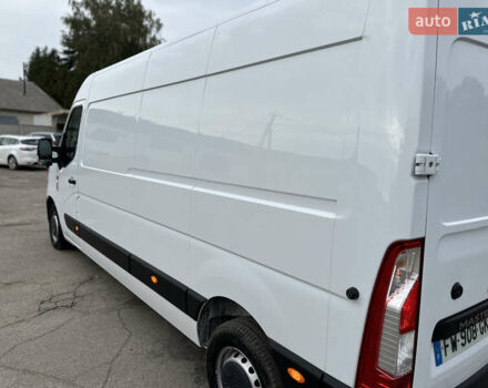 Белый Рено Мастер, объемом двигателя 2.3 л и пробегом 175 тыс. км за 19700 $, фото 26 на Automoto.ua