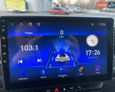 Белый Рено Мастер, объемом двигателя 2.3 л и пробегом 235 тыс. км за 21999 $, фото 69 на Automoto.ua