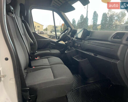 Белый Рено Мастер, объемом двигателя 2.3 л и пробегом 171 тыс. км за 18800 $, фото 15 на Automoto.ua