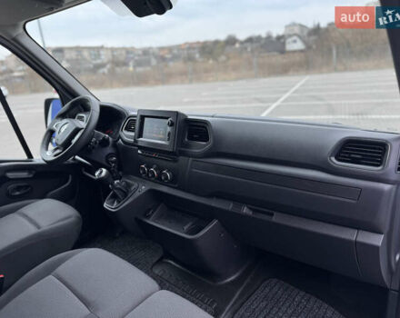 Белый Рено Мастер, объемом двигателя 2.3 л и пробегом 112 тыс. км за 21900 $, фото 75 на Automoto.ua