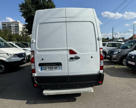 Белый Рено Мастер, объемом двигателя 2.3 л и пробегом 186 тыс. км за 21500 $, фото 8 на Automoto.ua