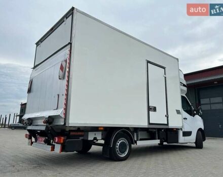 Белый Рено Мастер, объемом двигателя 2.3 л и пробегом 325 тыс. км за 25999 $, фото 10 на Automoto.ua