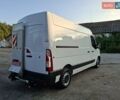 Белый Рено Мастер, объемом двигателя 2.3 л и пробегом 239 тыс. км за 18999 $, фото 1 на Automoto.ua