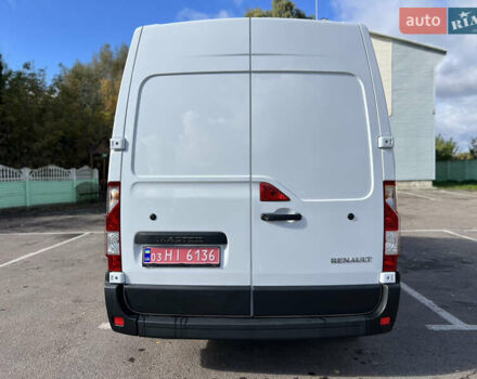 Белый Рено Мастер, объемом двигателя 2.3 л и пробегом 180 тыс. км за 19400 $, фото 7 на Automoto.ua