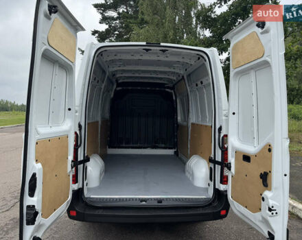 Белый Рено Мастер, объемом двигателя 2.3 л и пробегом 154 тыс. км за 17800 $, фото 10 на Automoto.ua