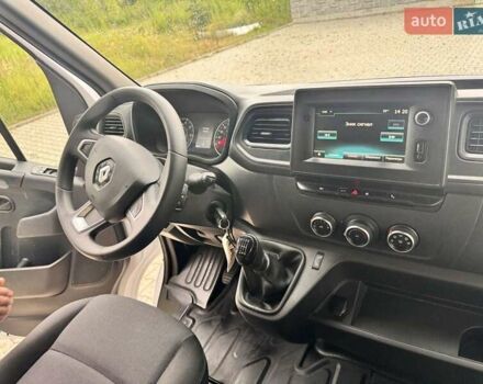 Белый Рено Мастер, объемом двигателя 2.3 л и пробегом 261 тыс. км за 17900 $, фото 7 на Automoto.ua