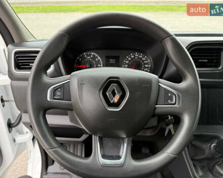 Белый Рено Мастер, объемом двигателя 2.3 л и пробегом 138 тыс. км за 25800 $, фото 40 на Automoto.ua