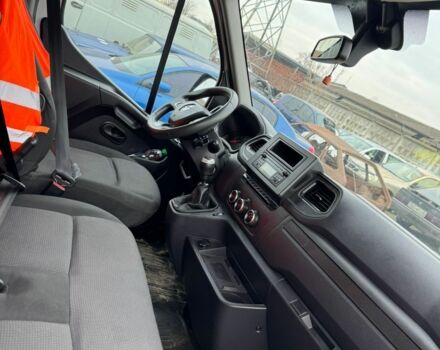 Белый Рено Мастер, объемом двигателя 2.3 л и пробегом 171 тыс. км за 25000 $, фото 2 на Automoto.ua