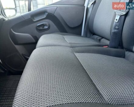 Білий Рено Мастєр, об'ємом двигуна 2.3 л та пробігом 194 тис. км за 19999 $, фото 26 на Automoto.ua