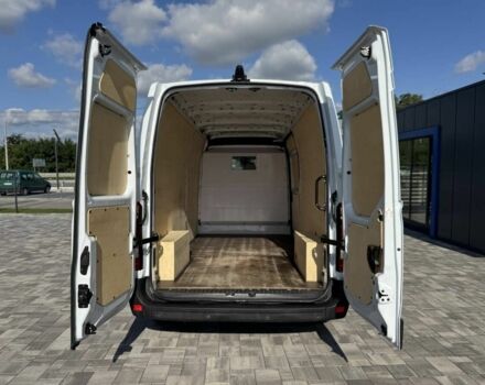 Белый Рено Мастер, объемом двигателя 2.2 л и пробегом 149 тыс. км за 23200 $, фото 3 на Automoto.ua