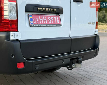 Белый Рено Мастер, объемом двигателя 2.3 л и пробегом 172 тыс. км за 23999 $, фото 24 на Automoto.ua