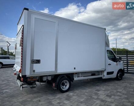 Белый Рено Мастер, объемом двигателя 2.3 л и пробегом 213 тыс. км за 28500 $, фото 2 на Automoto.ua