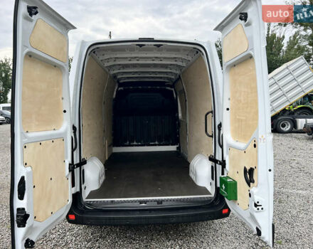 Белый Рено Мастер, объемом двигателя 2.3 л и пробегом 215 тыс. км за 23500 $, фото 9 на Automoto.ua