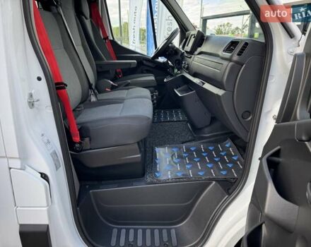 Белый Рено Мастер, объемом двигателя 2.3 л и пробегом 213 тыс. км за 28500 $, фото 35 на Automoto.ua