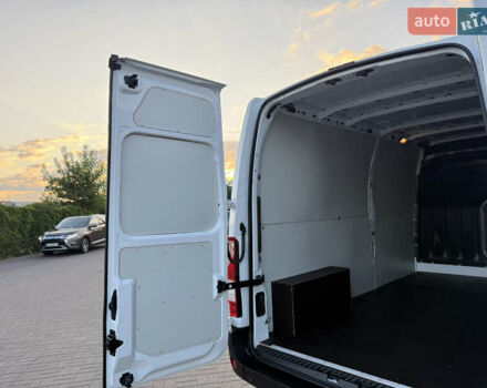 Белый Рено Мастер, объемом двигателя 2.3 л и пробегом 172 тыс. км за 23999 $, фото 90 на Automoto.ua